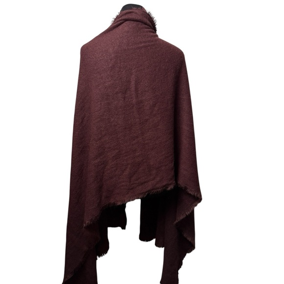Free People Scarf Womens Fringed Shawl Wrap Comfy Cozy Burgundy Christmas Winter - Picture 4 of 8